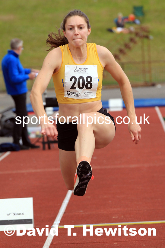 Senior womens triple jump, 2022 Northern Senior and Under-20 Champs., Wavertree Athletics Centre, Liverpool. Photo: David T. Hewitson/Sports for All Pics